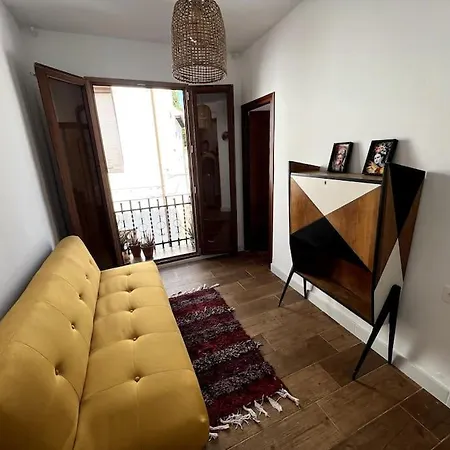 Cosy House, Sunny Terrace, Amazing Views & Outdoor Bathtub! * Granada