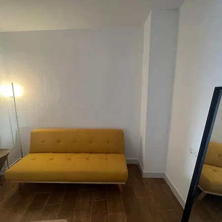 Cosy House, Sunny Terrace, Amazing Views & Outdoor Bathtub! بيت للعطل *